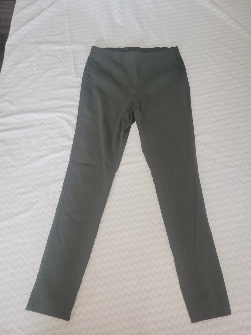 Michael Kors Olive Green Stretchy Material Trousers - Picture 1 of 7